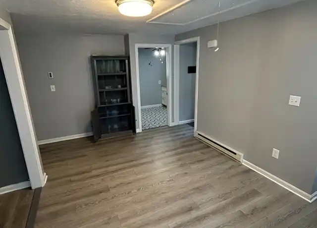 Property at 33 N Sullivan Rd Unit 2, Charlton, MA, 01507, 1 bed, 1 bath, [object Object]