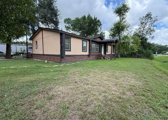 Property at 4402 4th St, Bacliff, TX, 77518, 4 beds, 2 baths, [object Object]