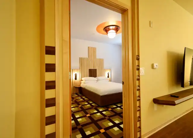 Property at The Medallion - 525 E Main St, Madison, WI, 53703, 1-2 bed, 1-2 bath, [object Object]