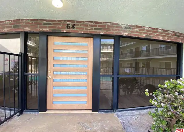 Property at 13400 Cordary Ave, Hawthorne, CA, 90250, 1 bed, 1.5 baths, [object Object]