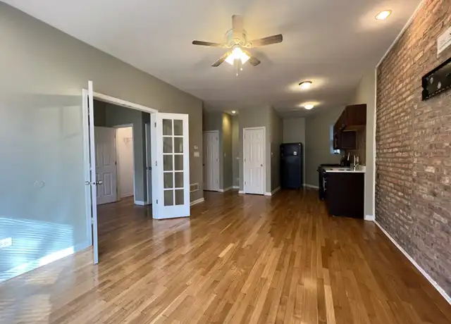 Property at 5710 S Michigan Ave Unit 3S, Chicago, IL, 60637, 3 beds, 2 baths, [object Object]