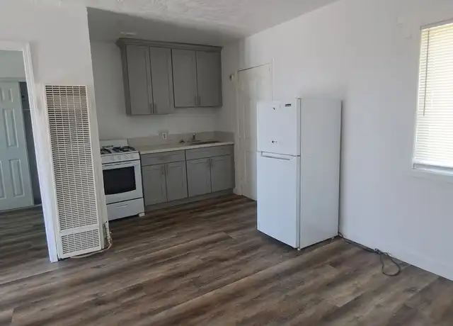 Property at 6407 Morongo Rd, Twentynine Palms, CA, 92277, 1 bed, 1 bath, [object Object]