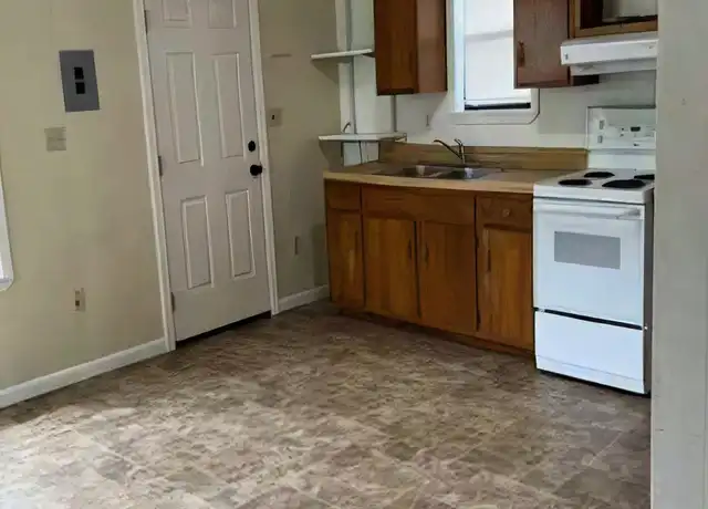 Property at 6848 Main St, DeRidder, LA, 70634, 1 bed, 1 bath, [object Object]