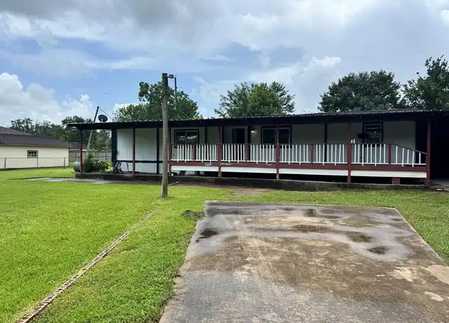 Property at 2634 Oak Rd, Pearland, TX, 77584, 4 beds, 2 baths, [object Object]