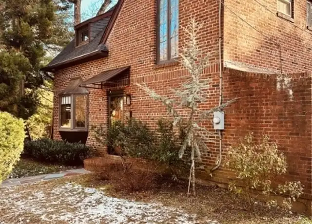 Property at 22 Yorke Rd, Mountain Lakes, NJ, 07046, 4 beds, 2 baths, [object Object]
