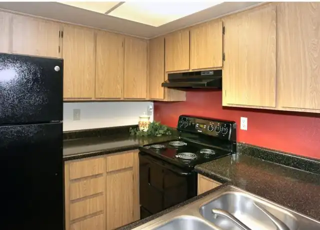 Property at 825 S River Dr Unit 140, Tempe, AZ, 85281, 2 beds, 1 bath, [object Object]