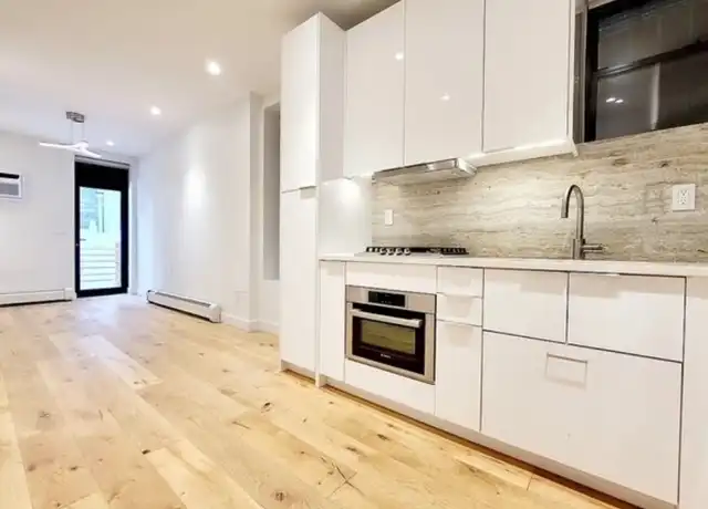 Property at 505 W 22nd St Unit 1E, New York, NY, 10011, 1 bed, 1 bath, [object Object]