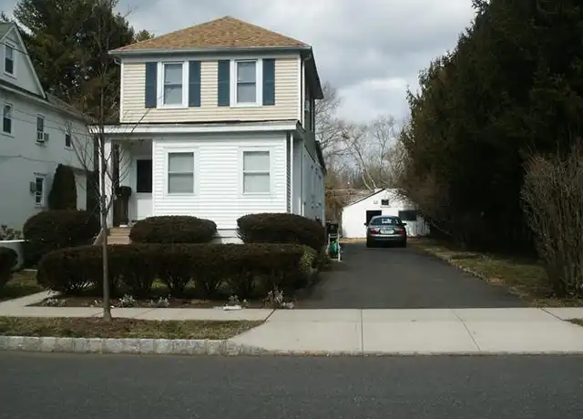 Property at 18 Oakland St, Princeton, NJ, 08540, 2 beds, 1 bath, [object Object]