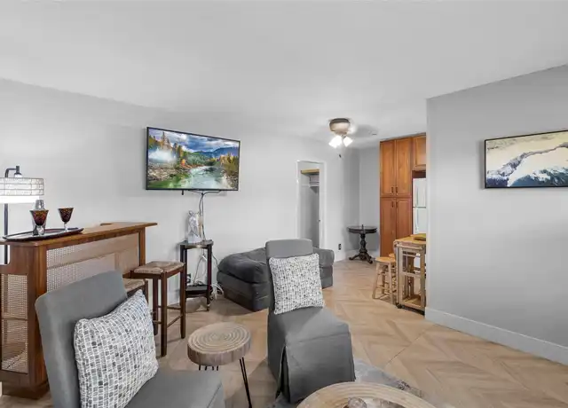 Property at 30 SE 13th St Unit A6, Boca Raton, FL, 33432, 1 bed, 1 bath, [object Object]