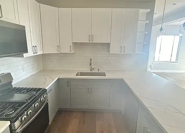 Property at Chestnut Place - 900 Chestnut St, San Francisco, CA, 94109, 2 beds, 1 bath, [object Object]