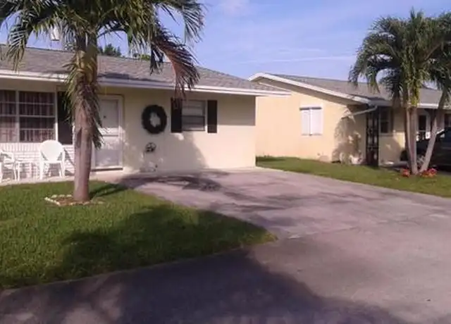 Property at 2802 Imperial Cir, Delray Beach, FL, 33445, 2 beds, 1 bath, [object Object]
