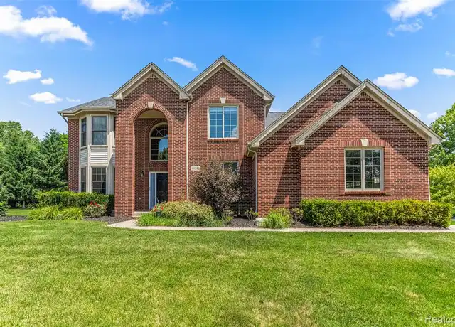 Property at 48578 Wildrose Dr, Canton, MI, 48187, 4 beds, 2.5 baths, [object Object]