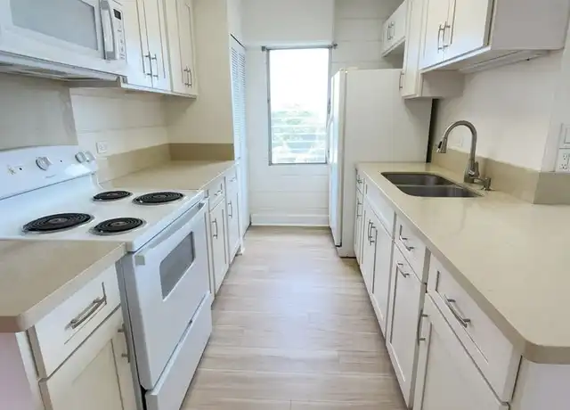Property at 633 Nalanui St, Honolulu, HI, 96817, 2 beds, 1 bath, [object Object]