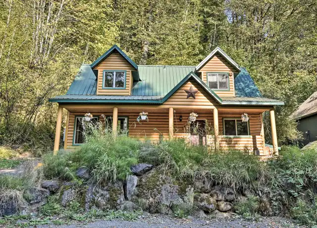Property at 21561 E Hideaway Ln, Rhododendron, OR, 97049, 3 beds, 2 baths, [object Object]