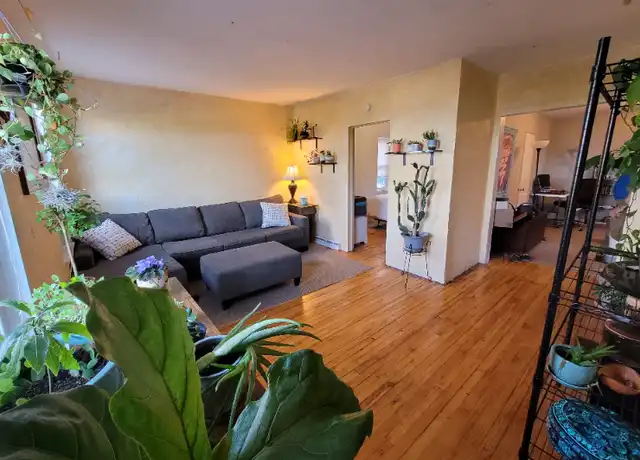 Property at 617 E Ninth St Unit B, Duluth, MN, 55805, 2 beds, 1 bath, [object Object]
