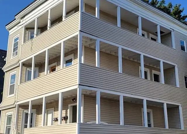 Property at 7 Crawford St Unit 1, Lowell, MA, 01854, 5 beds, 1 bath, [object Object]