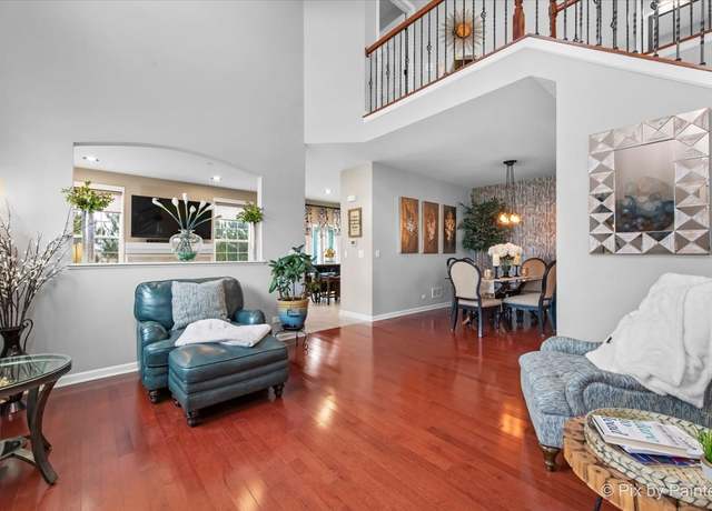 Photo of 10087 Cummings St Unit 10087, Huntley, IL 60142