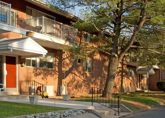 Property at 6111 Berkeley Ave Unit B2, Baltimore, MD, 21209, 3 beds, 2 baths, [object Object]
