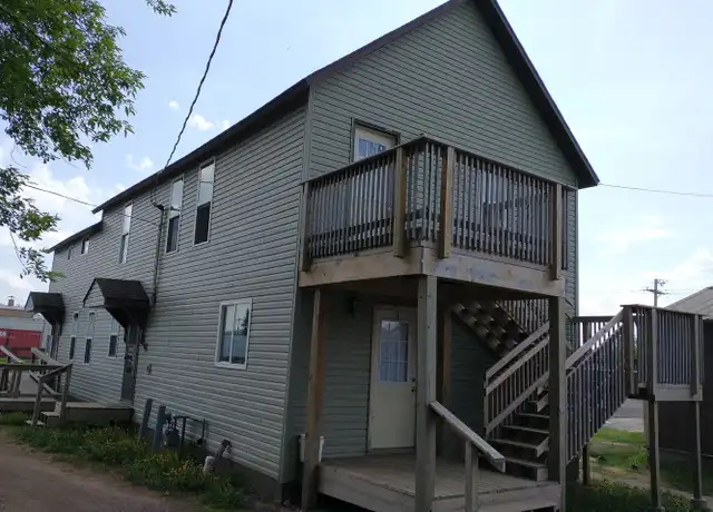Property at 211 North Ave Apt 2, Carlton, MN, 55718, 2 beds, 1 bath, [object Object]