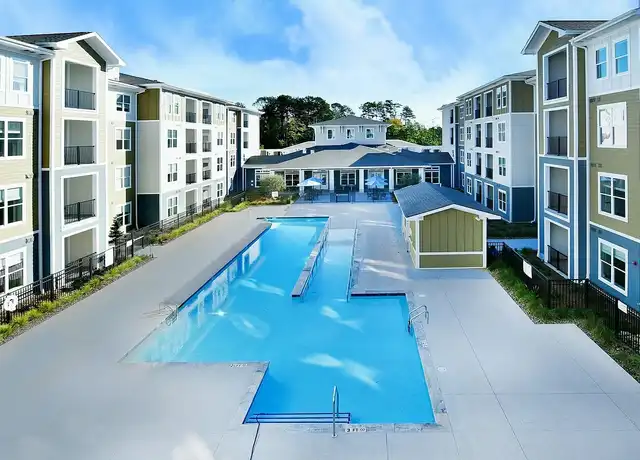 Property at Rosalia Verdae - 55+ Active Adult Apartment Homes - 720 Verdae Blvd, Greenville, SC, 29607, 1 bed, 1 bath, [object Object]