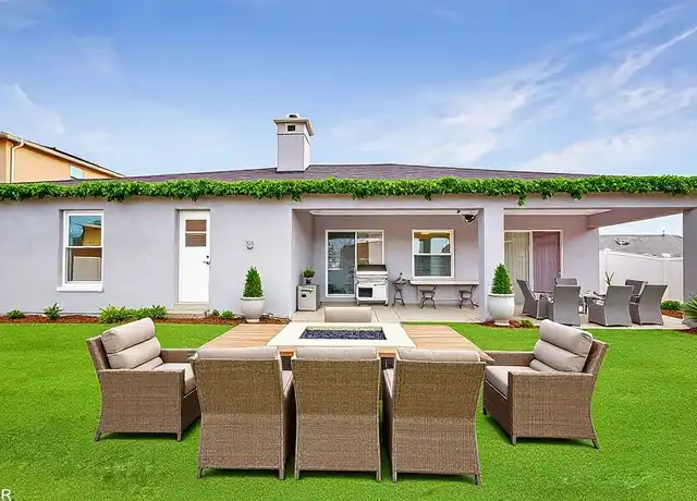 Property at 438 Peace Ct Unit Home, Kissimmee, FL, 34759, 4 beds, 2 baths, [object Object]
