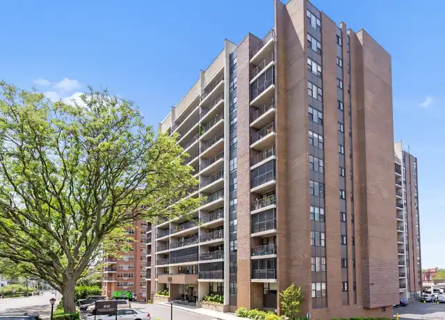 Property at 44 Strawberry Hill Ave Unit 12N, Stamford, CT, 06902, 2 beds, 2 baths, [object Object]