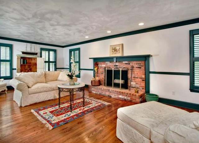 Photo of 38 Sturges Cmns, Westport, CT 06880