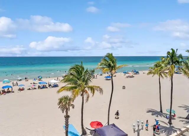Property at 315 Van Buren St Unit 205B, Hollywood, FL, 33019, 1 bed, 1 bath, [object Object]