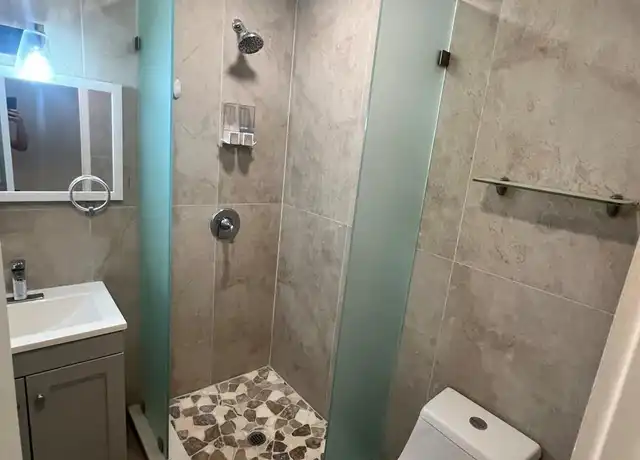 Property at 42 SW 11th St Unit B, Dania Beach, FL, 33004, 1 bed, 1 bath, [object Object]