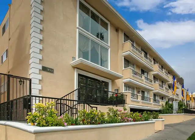 Property at Sterling Koreatown Regency - 961 Elden Ave, Los Angeles, CA, 90006, 1 bed, 1 bath, [object Object]
