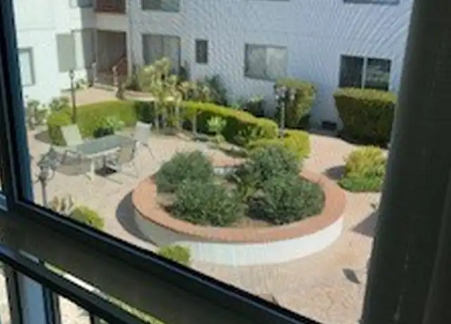 Property at 4024 Coco Ave Unit 8, Los Angeles, CA, 90008, 2 beds, 1 bath, [object Object]