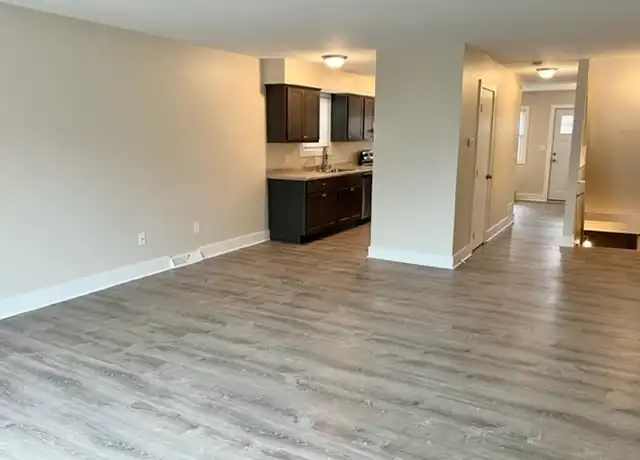 Property at 533 Misty Meadow Blvd Unit 539, Hartford, WI, 53027, 3 beds, 1.5 baths, [object Object]