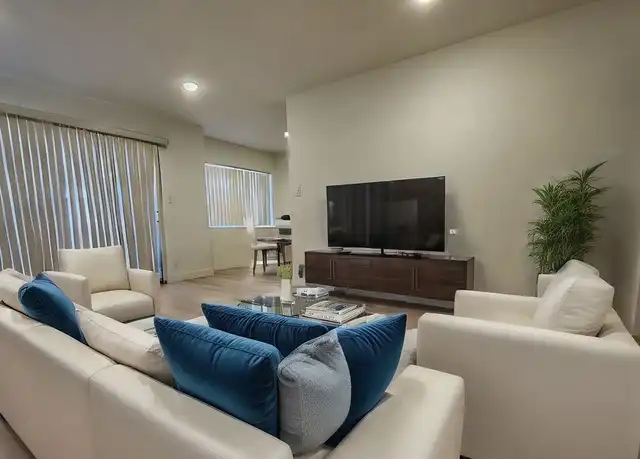 Property at 11938 Goshen Ave Unit 8-8, Los Angeles, CA, 90049, 1 bed, 1 bath, [object Object]