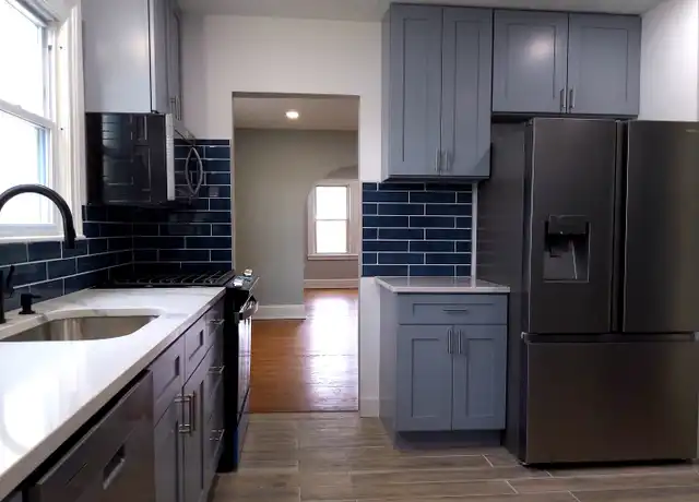 Property at 92 Woodlawn St Unit 1st Floor, West Hartford, CT, 06110, 2 beds, 1 bath, [object Object]