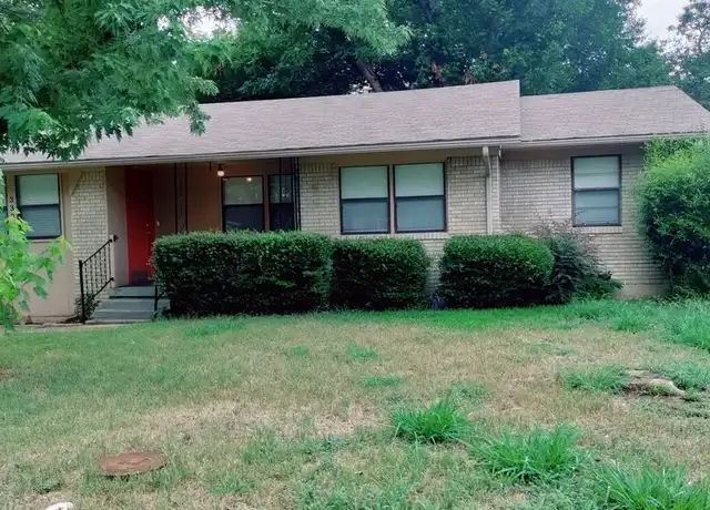 Property at 3304 Heather Ln, Denton, TX, 76209, 3 beds, 1 bath, [object Object]