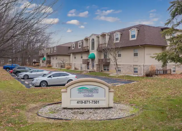 Property at 2104 Stirrup Ln Unit F102, Toledo, OH, 43613, 2 beds, 1 bath, [object Object]