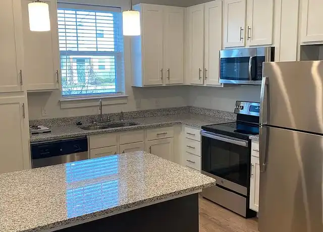 Property at Cottages Cades Cove - 1000 Infinity Dr, Maryville, TN, 37801, 1-2 bed, 1-2 bath, [object Object]
