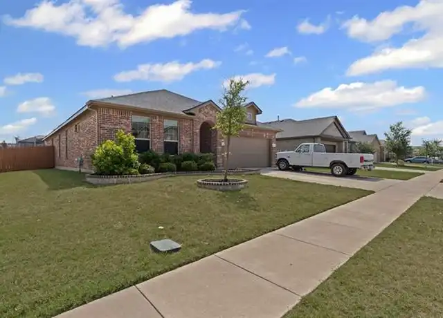 Property at 1207 Burlingame Dr, Cleburne, TX, 76033, 4 beds, 2 baths, [object Object]