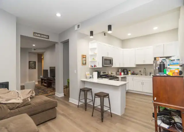 Property at 50 E Chicago Ave Unit 2W, Chicago, IL, 60611, 3 beds, 2.5 baths, [object Object]