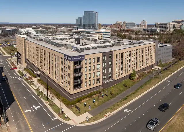 Photo of 2025 Fulton Pl, Reston, VA 20191