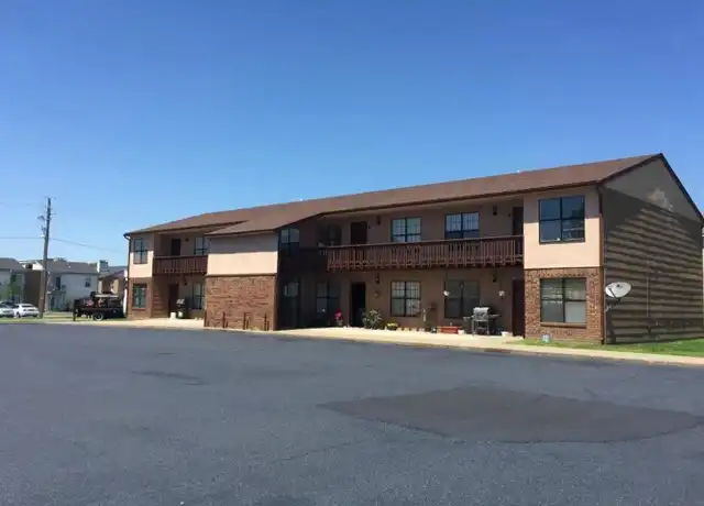 Property at Joplin Arch Apartments - 1021 S St Louis Ave, Joplin, MO, 64801, 2 beds, 1 bath, [object Object]