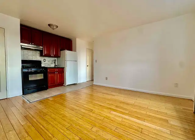 Property at 122 Bruce Ave, Yonkers, NY, 10705, 1 bed, 1 bath, [object Object]
