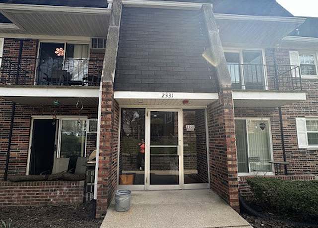 Photo of 2331 Ogden Ave #7, Downers Grove, IL 60515