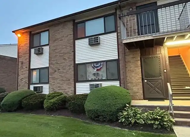 Property at 628 Cricket Ln, Woodbridge Township, NJ, 07095, 1 bed, 1 bath, [object Object]