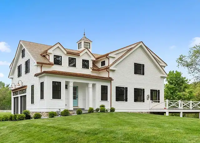 Property at 24 McCallar Ln, Concord, MA, 01742, 4 beds, 4.5 baths, [object Object]