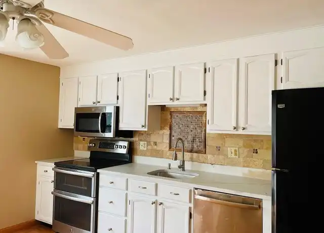 Property at 7 Stonecress Ln #7, Glastonbury, CT, 06033, 2 beds, 1.5 baths, [object Object]