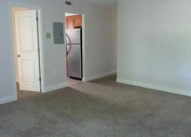 Property at 50 Oesting St, New Bedford, MA, 02740, 2 beds, 1 bath, [object Object]