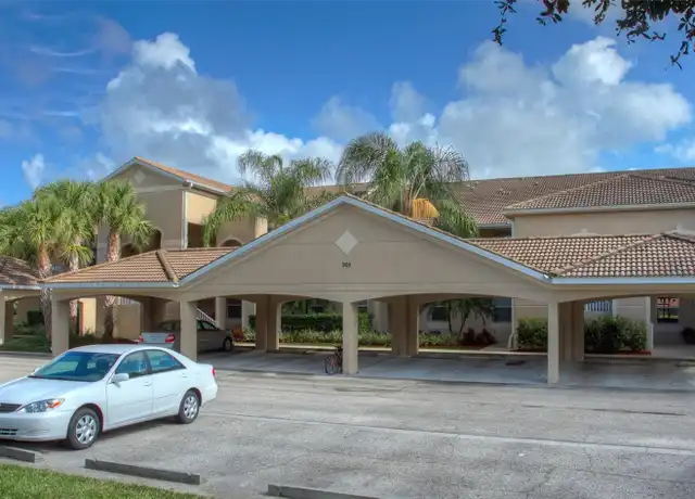 Property at 905 Fairwaycove Ln #205, Bradenton, FL, 34212, 2 beds, 2 baths, [object Object]