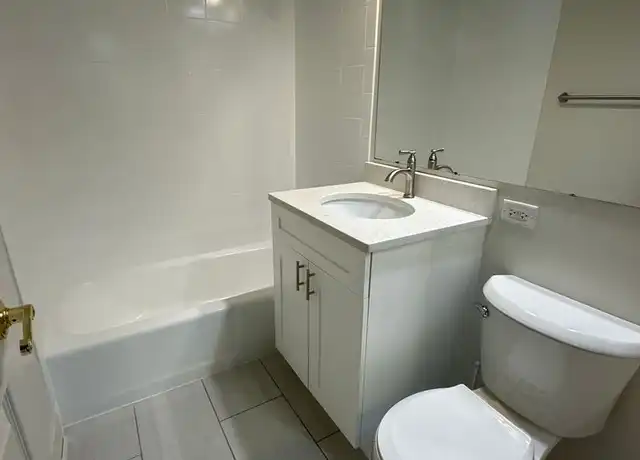 Property at 2121 S Wolf Rd Unit 118, Hillside, IL, 60162, 1 bed, 1 bath, [object Object]