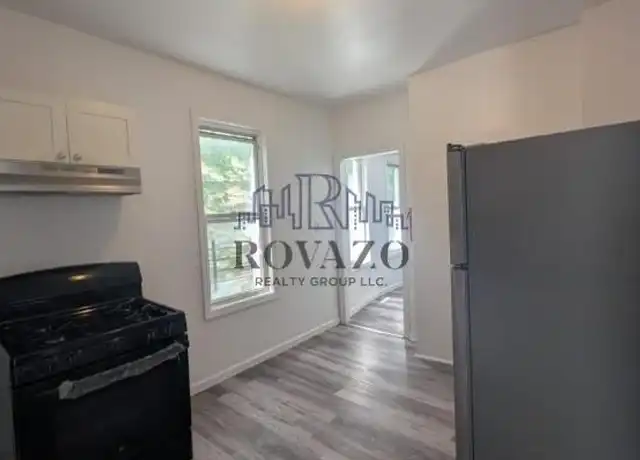 Property at 81 Peabody Pl Unit 1, Newark, NJ, 07104, 3 beds, 1 bath, [object Object]